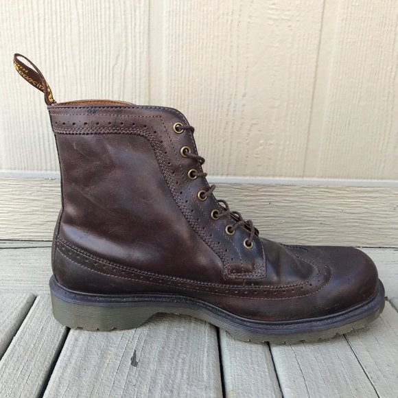 SOLD Dr. Martens Fitzroy Brogue Leather 7 Eye Boot - Picture 10 of 16
